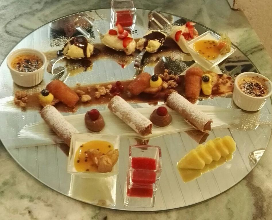 Hotel Atlantic Марина ди Карара Екстериор снимка